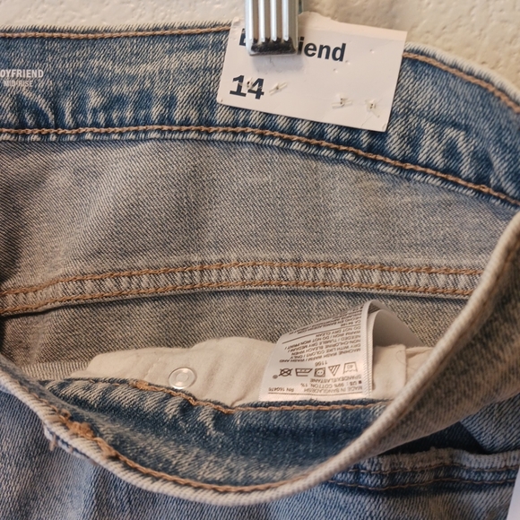 Old Navy Women Blue Jeans Boyfriend Mid-Rise Pants Distress Size 14 - Picture 5 of 8